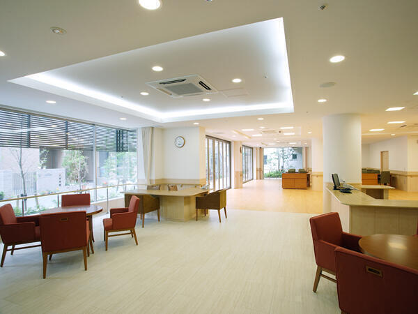 入浴専門スタッフ（介護福祉士/パート）：介護付き有料老人ホームうらら一之江の介護福祉士求人メイン写真2