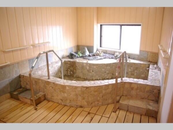 デイサービスセンターふぁみりぃだいもん（パート）の准看護師求人メイン写真3