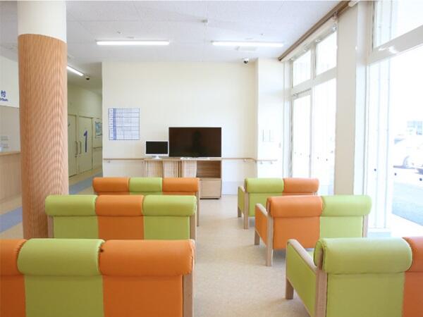 あおぞらファミリークリニック(外来 / 常勤)の医療事務求人サブ写真1