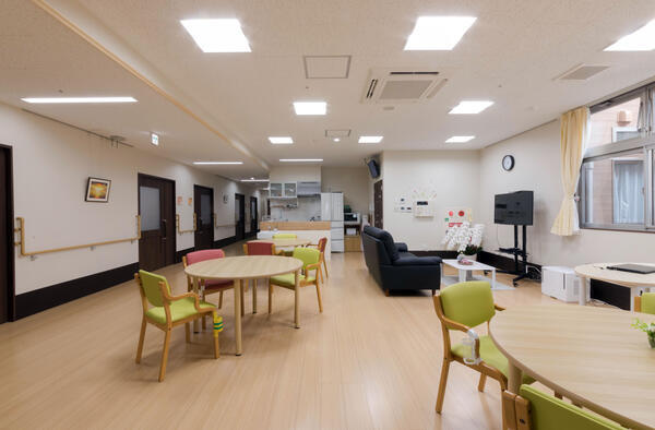 特別養護老人ホーム秋桜の郷（常勤）の准看護師求人メイン写真2