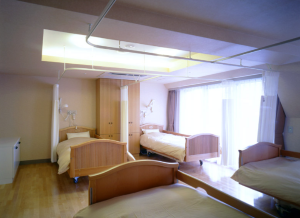 番町グループホーム（パート）の介護福祉士求人メイン写真2