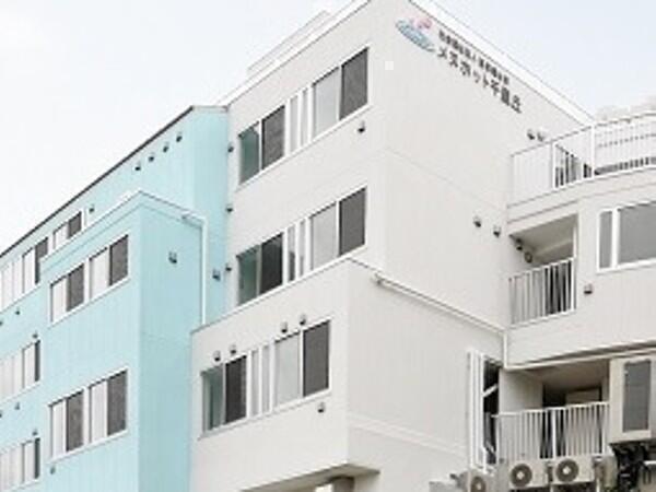 地域密着型特別養護老人ホーム メヌホット千里丘（パート）のケアマネジャー求人の写真