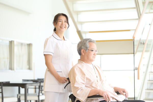 市ケ尾病院（パート）の看護助手求人メイン写真2