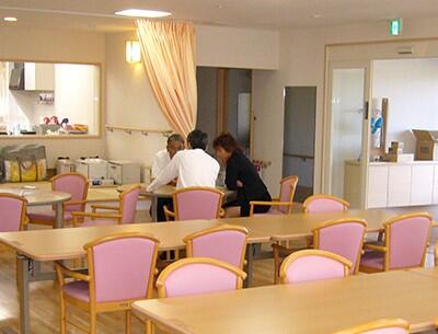 デイサービスセンター オレンジノート（常勤）の介護福祉士求人メイン写真2