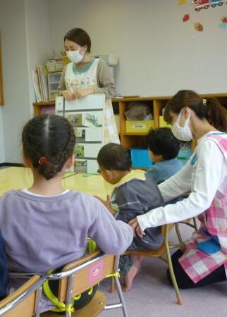 座間市立児童発達支援センターサニーキッズ（パート）の保育士求人メイン写真2