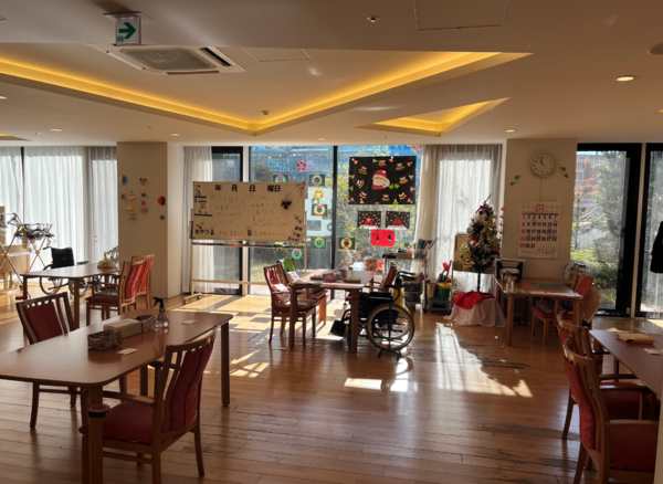 千壽介護老人保健施設(デイケア/常勤)の介護職求人サブ写真2