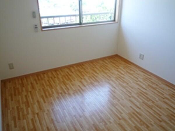 住宅型有料老人ホーム　涼の杜（夜勤専従/パート）の介護職求人メイン写真2