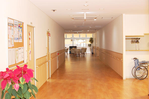 特別養護老人ホーム美晴らしの里（常勤）の准看護師求人メイン写真3