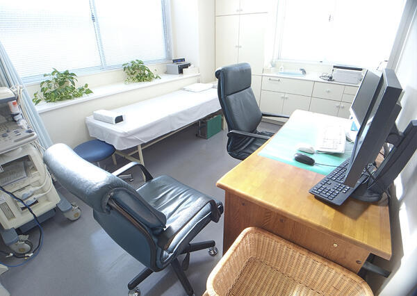 間中胃腸内科外科（パート）の医療事務求人メイン写真2