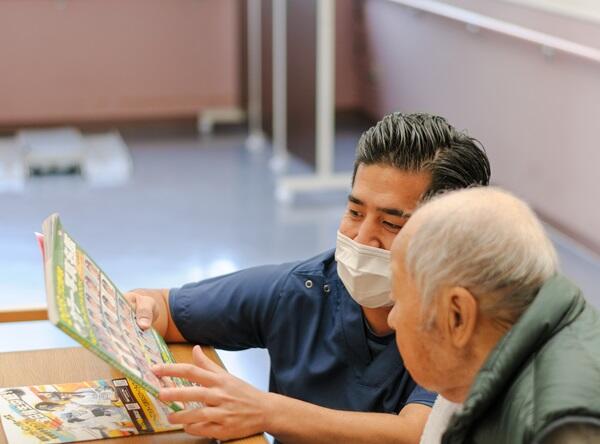 青島リゾートクリニック（パート）のケアマネジャー求人メイン写真2