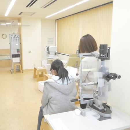 みさと眼科（常勤）の医療事務求人の写真