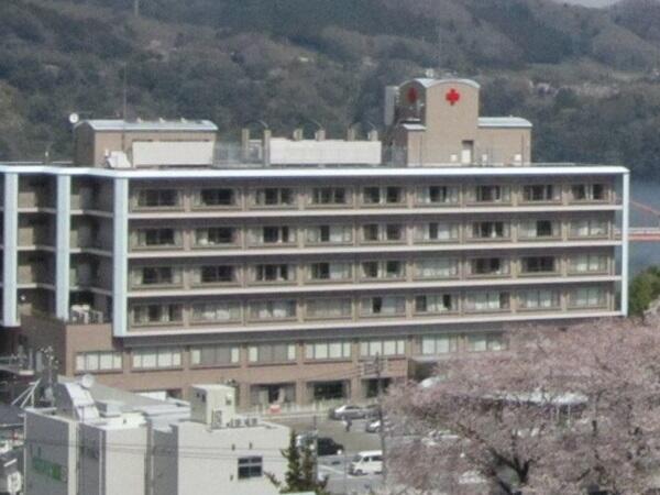 相模原赤十字病院（病院内環境整備スタッフ/正社員）の清掃員求人の写真