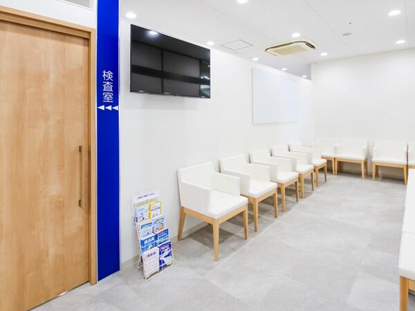 関セントラル眼科（常勤）の看護師求人メイン写真2