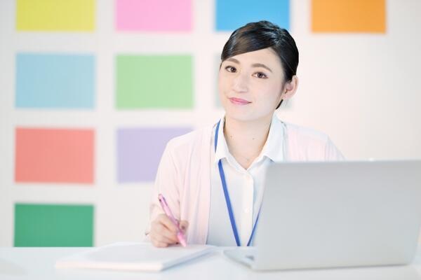 住宅型有料老人ホーム フォンテーヌ海老名上今泉（介護保険請求/パート）の一般事務求人の写真