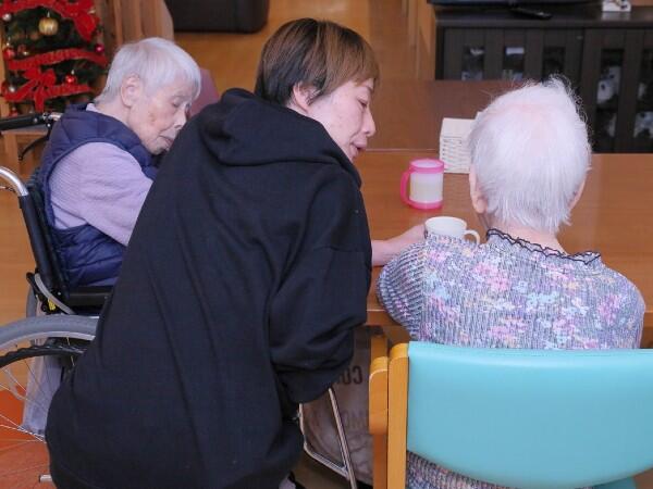 特別養護老人ホーム　はだの松寿苑の介護職求人メイン写真2