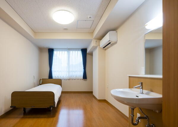 特別養護老人ホーム　城山之荘（パート）の准看護師求人メイン写真3