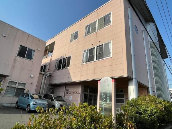 介護老人保健施設 ケアセンター千鳥（夜勤専従/常勤）の介護福祉士求人メイン写真3