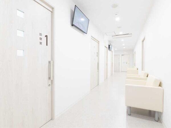 京都駅まつたに乳腺・形成外科クリニック（常勤）の看護師求人メイン写真2