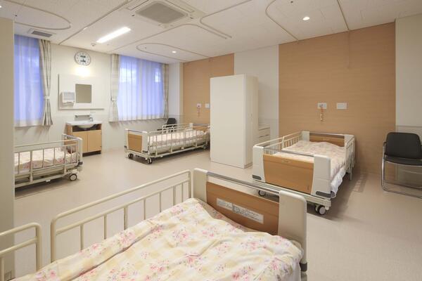 介護医療院エバーグリーン（常勤）の看護師求人メイン写真3