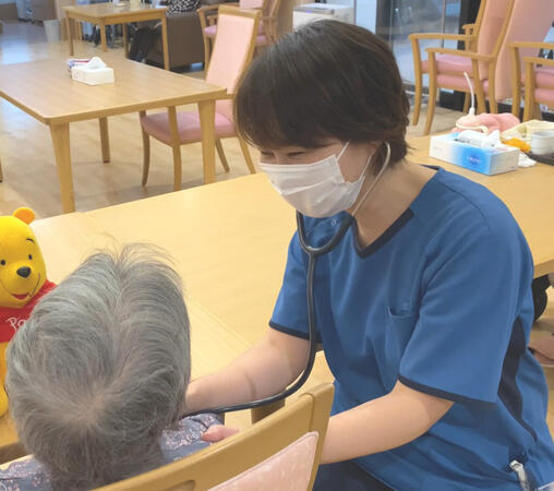 看護小規模多機能型居宅介護ノテ幸栄の里（契約職員）の介護職求人メイン写真4