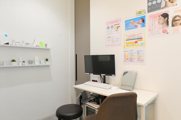 あつた皮ふ科・美容皮膚科クリニック（常勤）の准看護師求人メイン写真5
