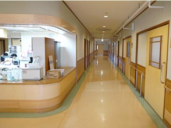 有料老人ホームさくらの家（常勤）の介護福祉士求人メイン写真3