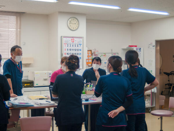 おび中央病院（常勤）の介護福祉士求人メイン写真2