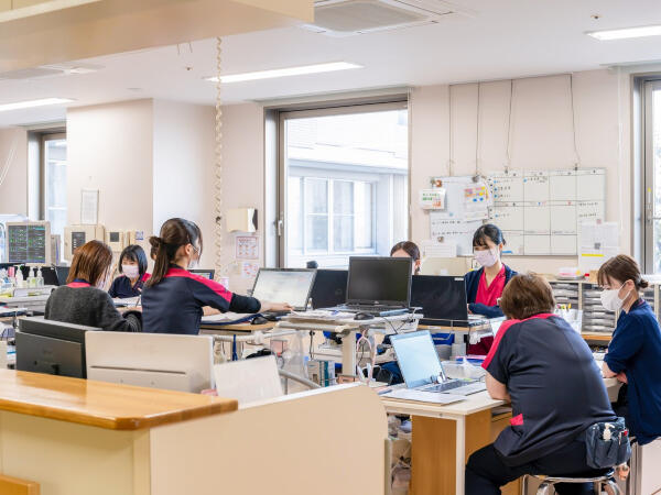 中津胃腸病院（常勤）の看護助手求人メイン写真5