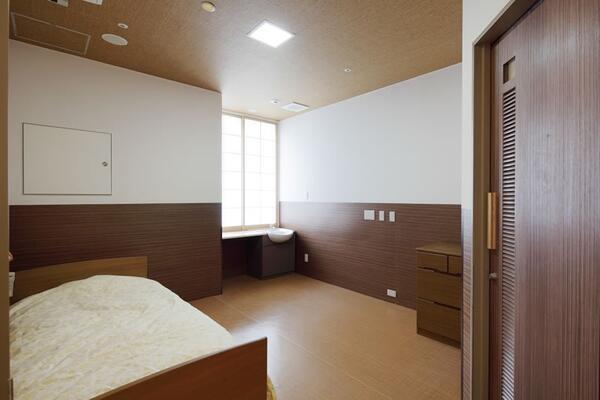 介護老人保健施設万葉テラス（常勤）の介護福祉士求人メイン写真4