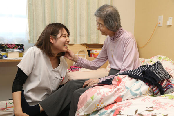 学研ココファン・ナーシング越谷（正社員）の理学療法士求人メイン写真2