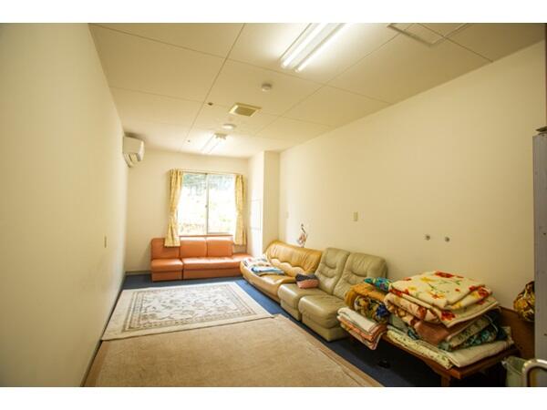 介護老人保健施設 ケアポート渓和（常勤）の准看護師求人サブ写真2