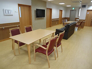 住宅型有料老人ホーム 愛燦燦・なかむら（パート）の介護福祉士求人メイン写真2