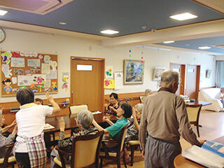 グループホームえがお２（常勤）の介護職求人メイン写真3