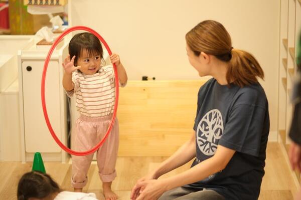 大空と大地のなーさりぃ下井草駅前園（パート）の保育士求人メイン写真3