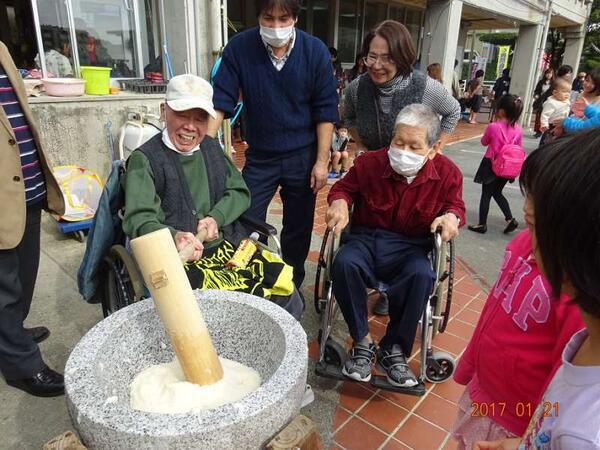 グループホームてぃだの家かみもり（常勤）の介護福祉士求人メイン写真4