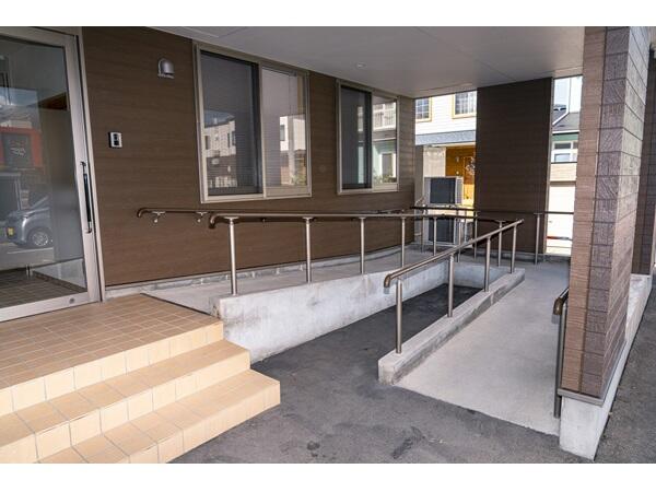 サービス付き高齢者向け住宅ひかり（常勤）の介護福祉士求人メイン写真2