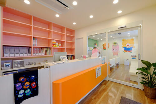 つくしこどもクリニック（常勤）の看護師求人の写真