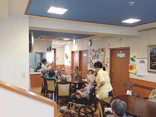 デイサービスあおぞら（パート）の介護福祉士求人メイン写真2