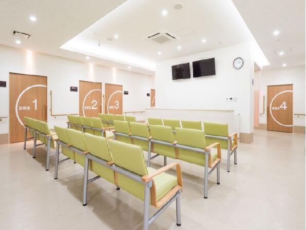 比嘉眼科（外来・病棟・手術室 / 常勤） の看護師求人メイン写真3