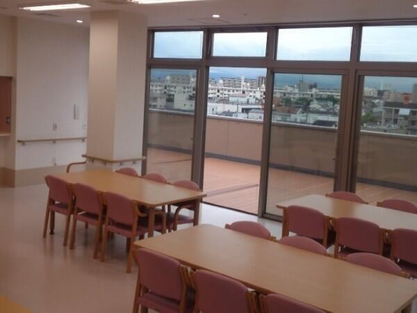 サービス付き高齢者向け住宅 LinkHeart尼崎（パート）の介護福祉士求人メイン写真3