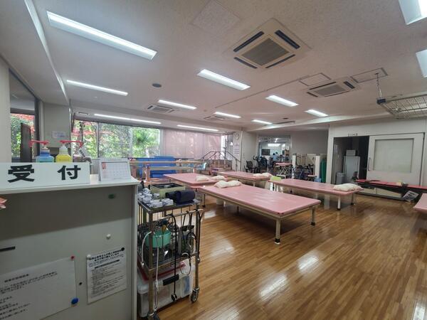 青梅三慶病院（入浴介助/パート）の介護職求人メイン写真3