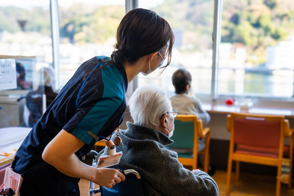 よこすか浦賀病院（病棟/常勤）の看護師求人メイン写真1