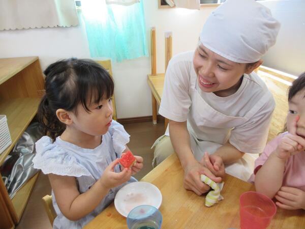 トレジャーキッズゆうひがおか保育園（常勤）の保育士求人メイン写真3