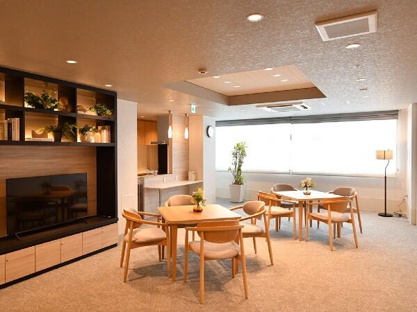 介護付有料老人ホーム チャーム栗東（週休3日も選択OK/正社員）の介護職求人メイン写真2