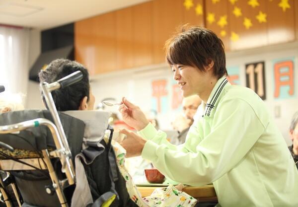 木津芳梅園デイサービス（パート）の介護福祉士求人サブ写真2