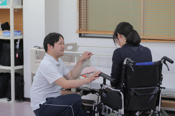 リボン結訪問看護ステーション市川（常勤）の言語聴覚士求人メイン写真4