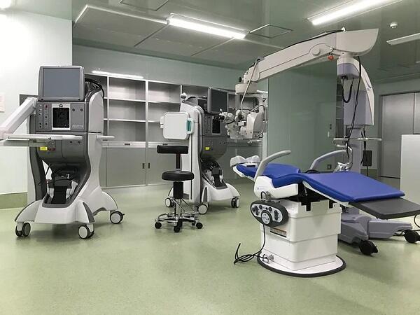 レチナクリニック（パート）の視能訓練士求人メイン写真3