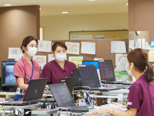 総合相模更生病院（病棟/常勤） の看護師求人の写真