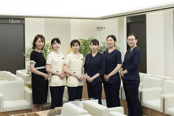 日本橋室町三井タワー　ミッドタウンクリニック（常勤）の看護師求人の写真