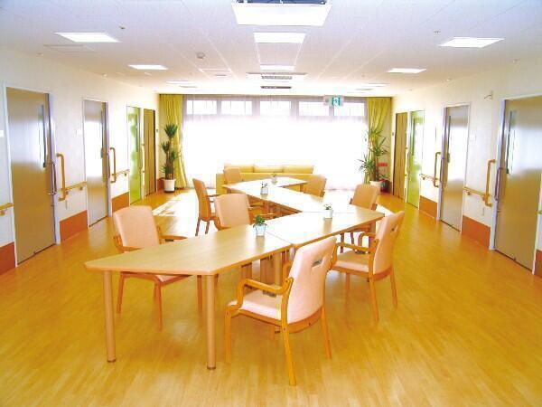 介護老人保健施設田辺すみれ苑（常勤）の作業療法士求人メイン写真3